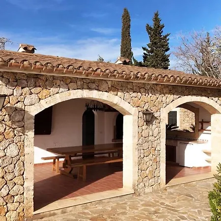 Charming In Area Of Pollensa By Renthousing *