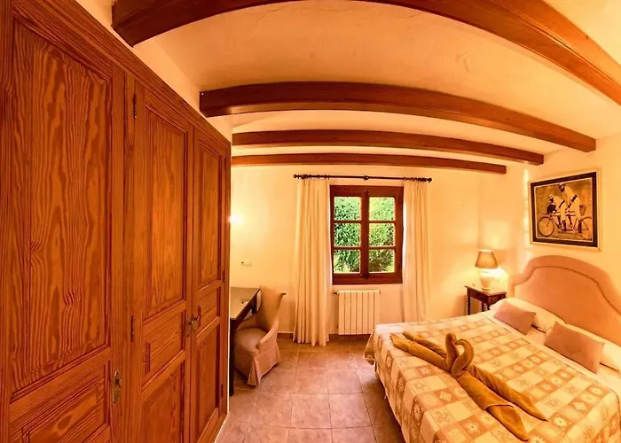 Charming In Area Of Pollensa By Renthousing Willa *