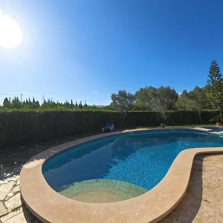 Villa Charming In Area Of Pollensa By Renthousing *
