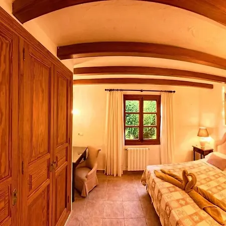 Charming In Area Of Pollensa By Renthousing Villa *