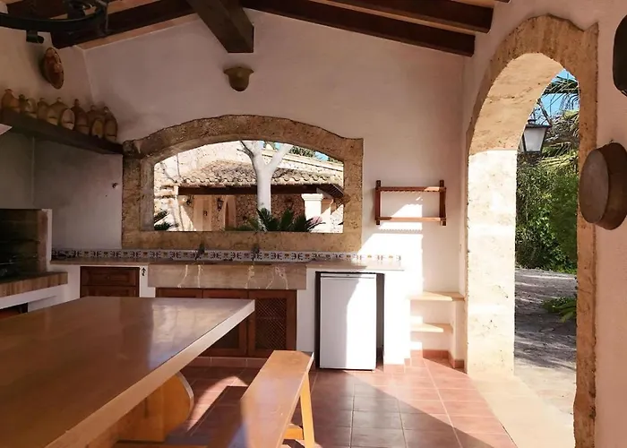 Charming In Area Of Pollensa By Renthousing *